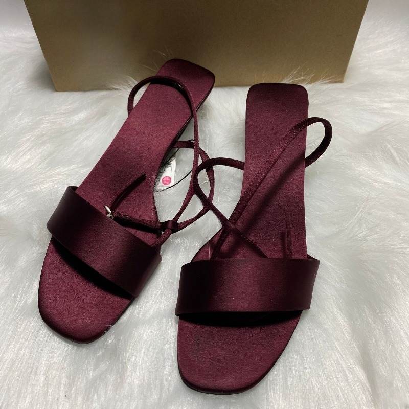 Luxury Satin Ankle Strap Low H - огляд і ціна Women Shoes Luxury Brand