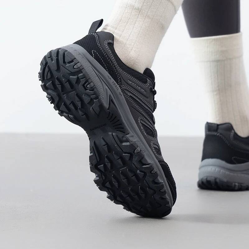 SKECHERS Women Running Shoes B - огляд і ціна Women Shoes Hong Kong