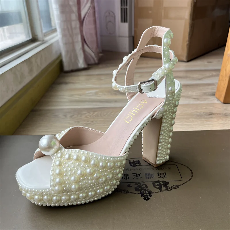 Luxury Brand Women's Shoes Ful - огляд і ціна Women Shoes Luxury Brand